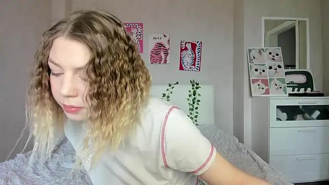 Snapshot of uma_like chatting on 13, 5, 2026 uma like online show from 13, 5, 2026