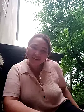 Snapshot of MayLoveAngel chatting on 6, 5, 2026 MayLoveAngel online show from 6, 5, 2026