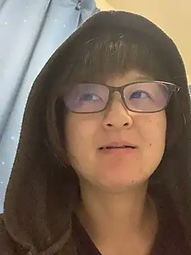 Snapshot of HiRo0402 chatting on 3, 4, 2026 HiRo0402 online show from 3, 4, 2026