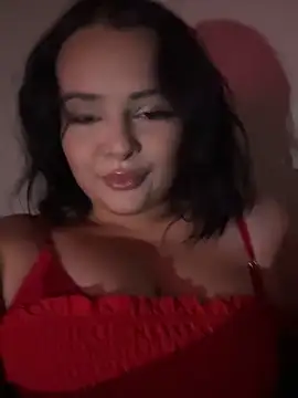 MiaKittyx0 online show from 10, 5, 2026