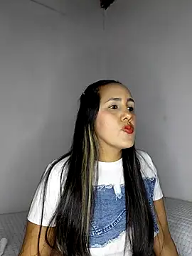 Paulina 06 online show from 6, 6, 2026