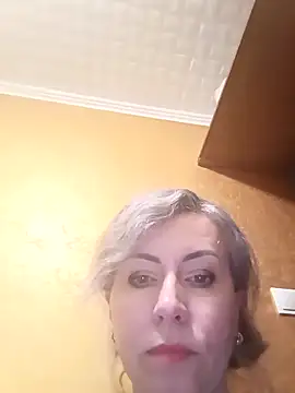 TaynaSecret online show from 2, 4, 2026