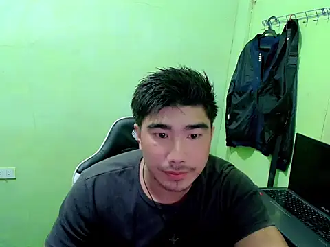Snapshot of Hunkfireman chatting on 27, 5, 2026 Hunkfireman online show from 27, 5, 2026