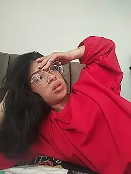 Snapshot of Lucietakeme chatting on 10, 6, 2026 Lucietakeme online show from 10, 6, 2026