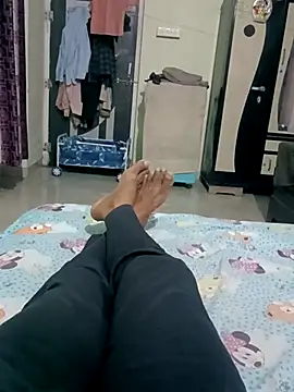Snapshot of rajsinghfucking chatting on 15, 4, 2026 rajsinghfucking online show from 15, 4, 2026