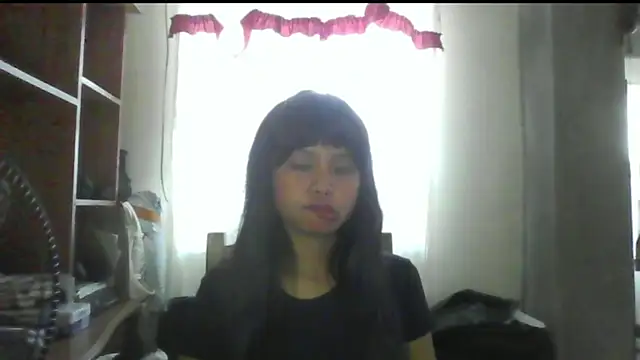 Snapshot of BethelScholnick chatting on 8, 4, 2026 BethelScholnick online show from 8, 4, 2026