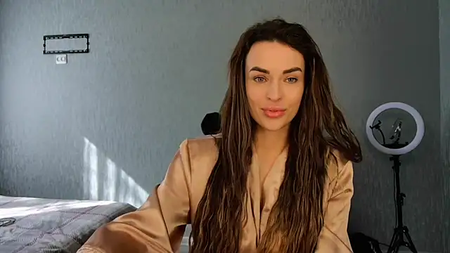 Snapshot of Kira__love1 chatting on 13, 4, 2026 Kira love1 online show from 13, 4, 2026