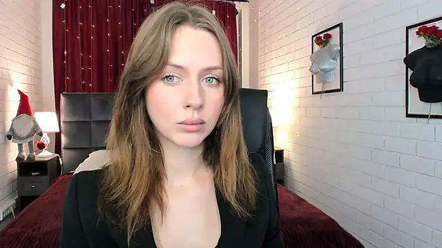Snapshot of MeganClapp chatting on 20, 4, 2026 MeganClapp online show from 20, 4, 2026