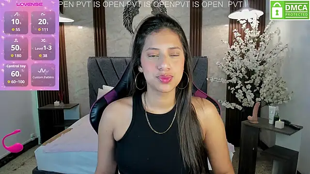 Atiena  online show from 28, 4, 2026