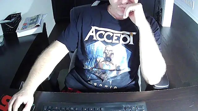 Snapshot of Shalun2000 chatting on 27, 4, 2026 Shalun2000 online show from 27, 4, 2026