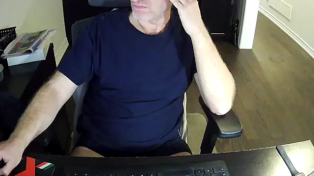 Snapshot of Shalun2000 chatting on 30, 4, 2026 Shalun2000 online show from 30, 4, 2026