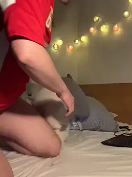 plzspitinmymouth online show from 17, 4, 2026