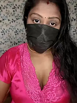 Romantic Woman online show from 14, 4, 2026