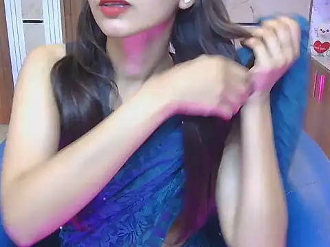 sweeet-Doll online show from 10, 4, 2026