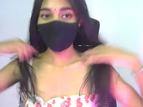 Shanaya xo online show from 18, 7, 2026