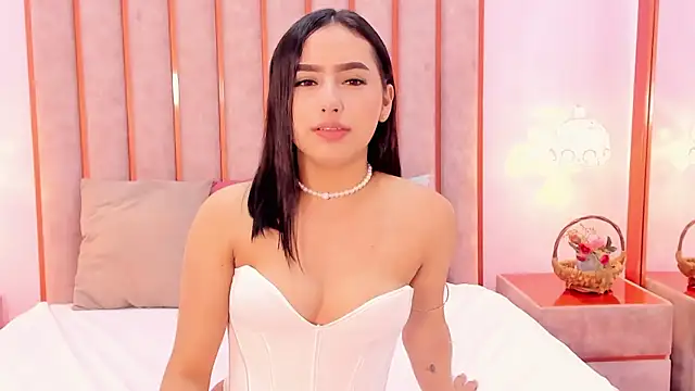 Zoe Monrow online show from 3, 7, 2026