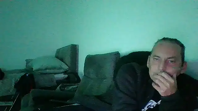 Snapshot of CanCumALot chatting on 19, 5, 2026 CanCumALot online show from 19, 5, 2026