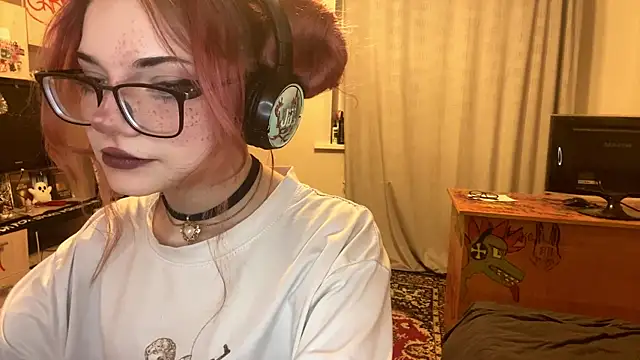 RedHeadCat online show from 30, 4, 2026