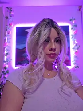 ItsAuroraBorealis online show from 28, 5, 2026