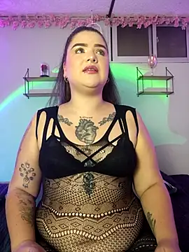 Snapshot of __MeganMY chatting on 22, 5, 2026 MeganMY online show from 22, 5, 2026