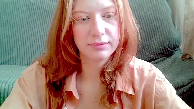 Snapshot of earn_my_lily chatting on 30, 4, 2026 earn my lily online show from 30, 4, 2026