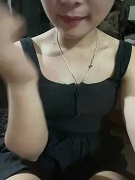   Mochi squirt   online show from 10, 4, 2026