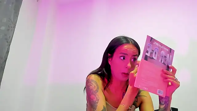 Snapshot of dream_party_4U chatting on 12, 6, 2026 dream party 4U online show from 12, 6, 2026