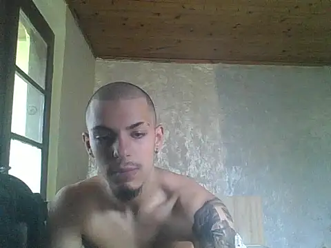 Snapshot of robertmrn112 chatting on 12, 6, 2026 robertmrn112 online show from 12, 6, 2026