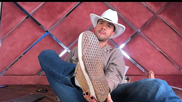 RodrigoColby2 online show from 6, 7, 2026