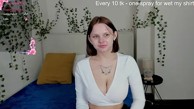 Snapshot of Charlotte_Stee chatting on 20, 4, 2026 Charlotte Stee online show from 20, 4, 2026