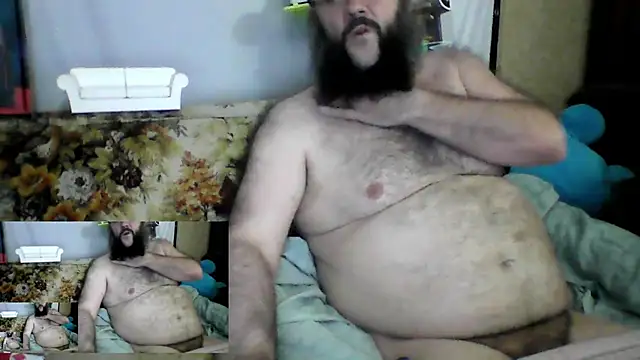 Snapshot of BriTheTopBear chatting on 17, 7, 2026 BriTheTopBear online show from 17, 7, 2026