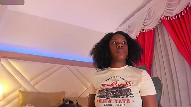 Snapshot of Angel-Dove chatting on 10, 5, 2026 Angel-Dove online show from 10, 5, 2026