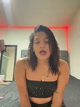 Snapshot of Emily_Gaez chatting on 7, 4, 2026 Emily Gaez online show from 7, 4, 2026