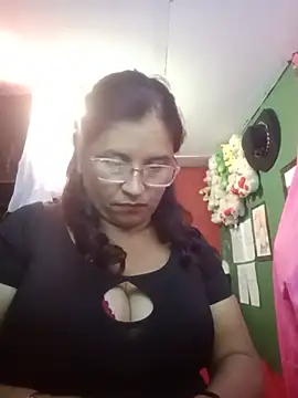 Snapshot of Pato-Andrea26 chatting on 6, 5, 2026 Pato-Andrea26 online show from 6, 5, 2026
