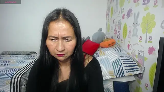 Snapshot of Tyna_b chatting on 14, 6, 2026 Tyna b online show from 14, 6, 2026