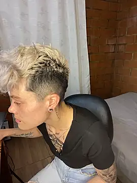 Snapshot of Megan-c chatting on 21, 6, 2026 Megan-c online show from 21, 6, 2026