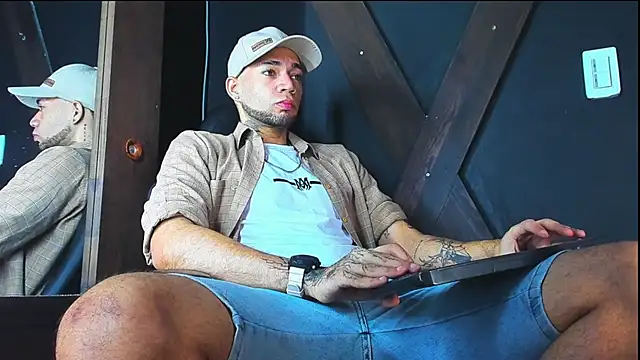 Snapshot of Daniel_huge22 chatting on 20, 4, 2026 Daniel huge22 online show from 20, 4, 2026