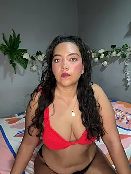 RoxanaEvanss online show from 25, 5, 2026