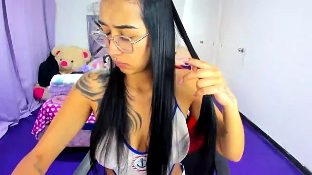 Snapshot of valery_taylor_1 chatting on 8, 7, 2026 valery taylor 1 online show from 8, 7, 2026