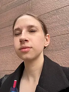 michelle lovique online show from 26, 5, 2026