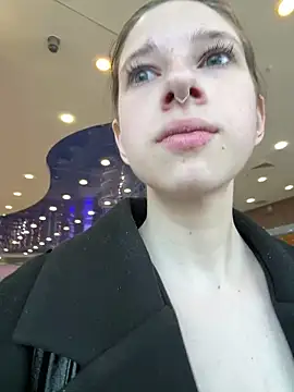 michelle lovique online show from 27, 5, 2026