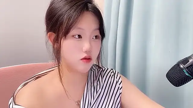 Snapshot of Lilababy00 chatting on 25, 4, 2026 Lilababy00 online show from 25, 4, 2026