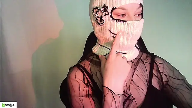 Snapshot of Lymalia chatting on 2, 5, 2026 Lymalia online show from 2, 5, 2026