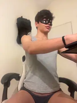 ojitosdegato online show from 23, 4, 2026