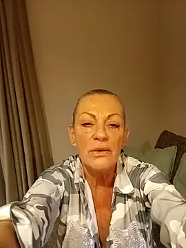 Snapshot of LadyBrigitte chatting on 12, 4, 2026 LadyBrigitte online show from 12, 4, 2026