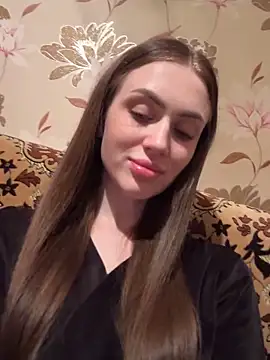 AlinaLove3213 online show from 4, 6, 2026
