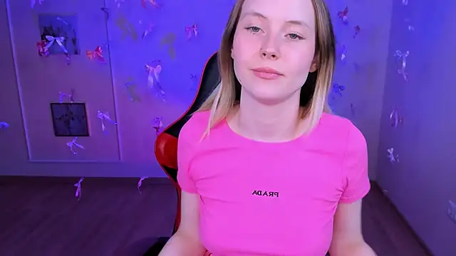 yourella online show from 7, 4, 2026