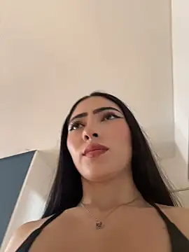 Snapshot of AMBERBUNNY_ chatting on 3, 5, 2026 AMBERBUNNY online show from 3, 5, 2026