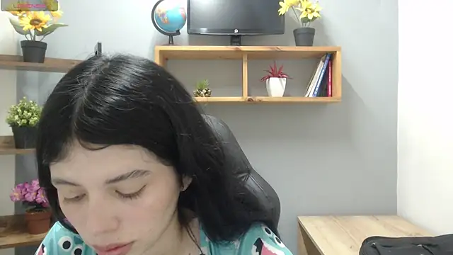 Snapshot of Sophie_Copers chatting on 14, 6, 2026 Sophie Copers online show from 14, 6, 2026