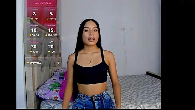 pocahontasbaby  online show from 10, 4, 2026